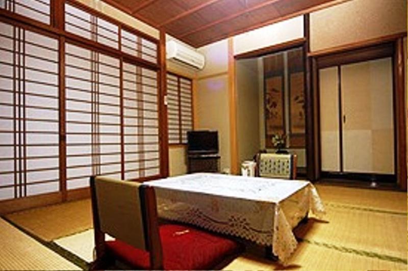 Ougiya Ryokan تويوكا الغرفة الصورة